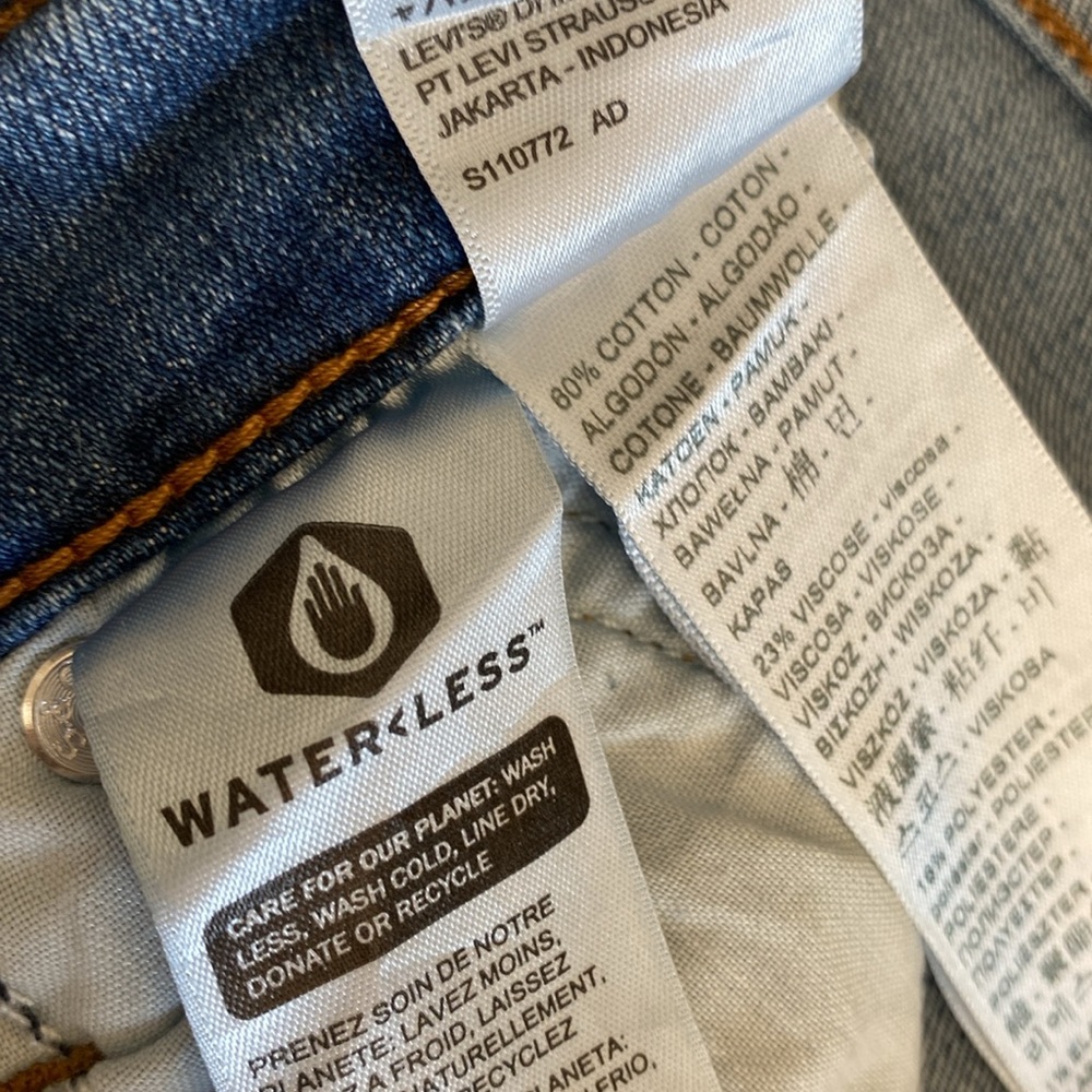 LEVI’S 725 High Rise Bootcut Distressed 8/29 (like new!) - Picture 6 of 14